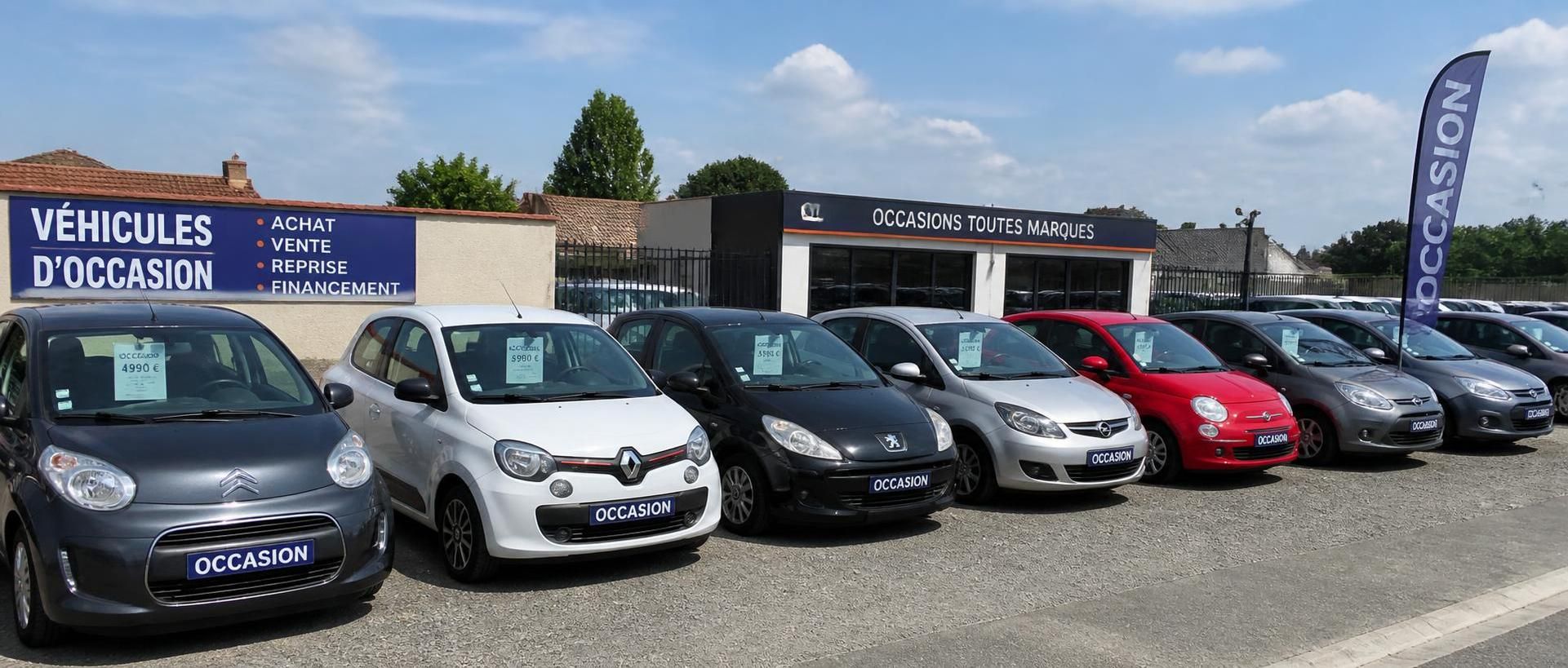 découvrez comment trouver la meilleure offre pour une petite voiture d'occasion pas cher grâce à nos conseils pratiques et astuces pour économiser.